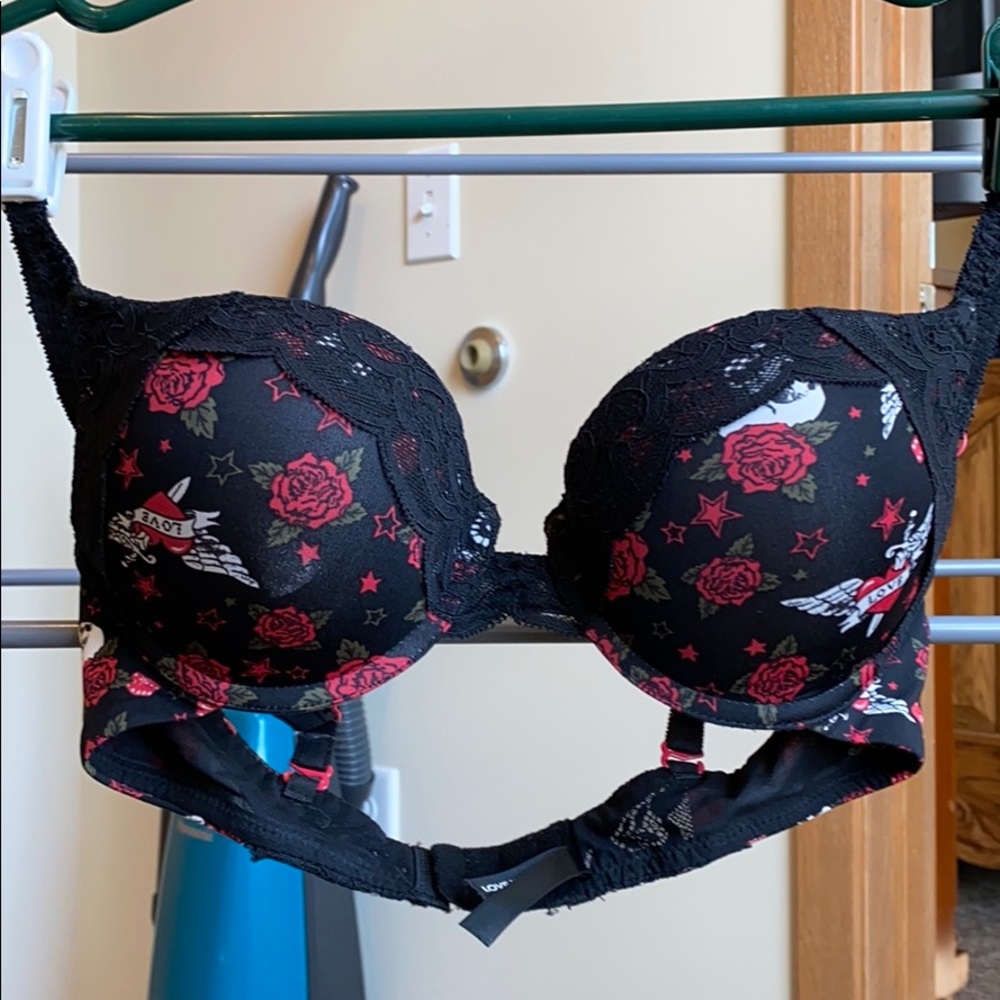 Blackheart Love/Heart/Knife/Roses Push-up Bra